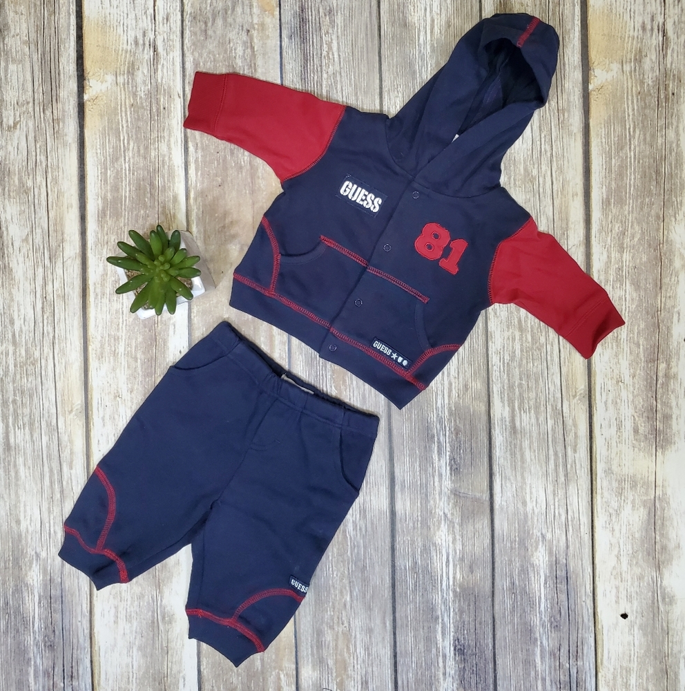 Guess Baby Blue & Red Boys Sweatsuit 0-3 Months - Picture 2 of 4